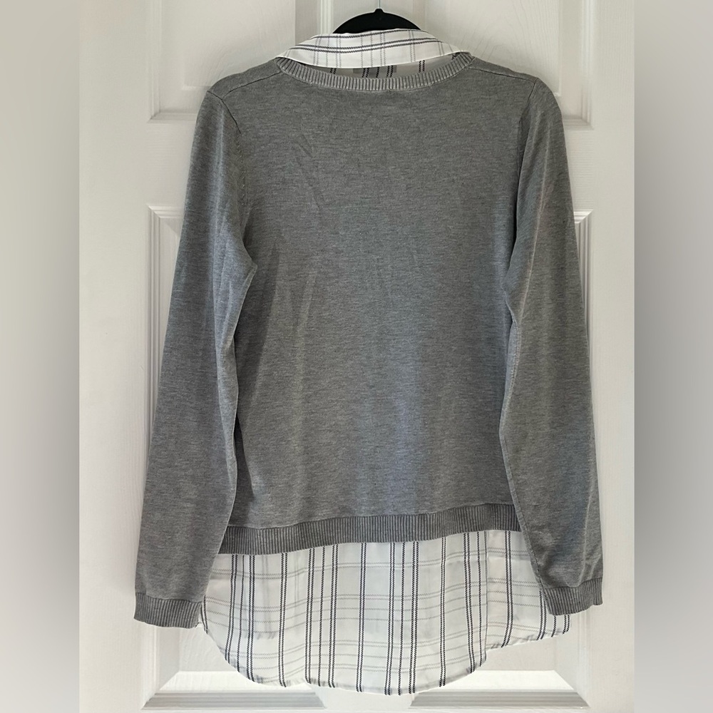 Adrianna Pappel Grey Sweater with Plaid accents - Picture 4 of 8